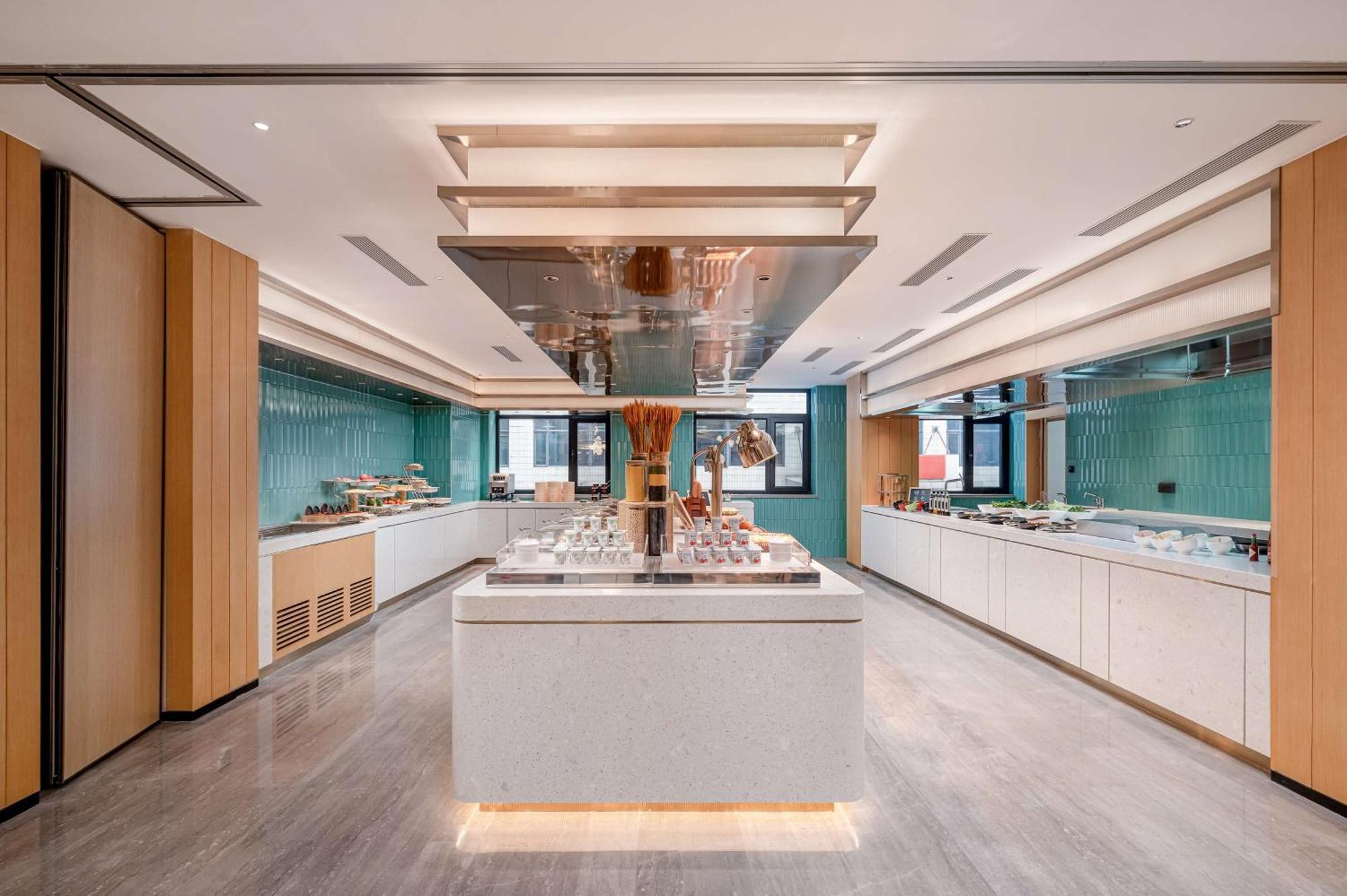 Hilton Garden Inn Beijing Temple Of Heaven East Gate Station Bagian luar foto